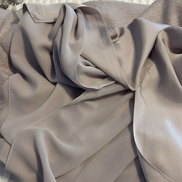 Theory dress. Champagne color. Absolutely gorgeous! - Picture 12 of 16